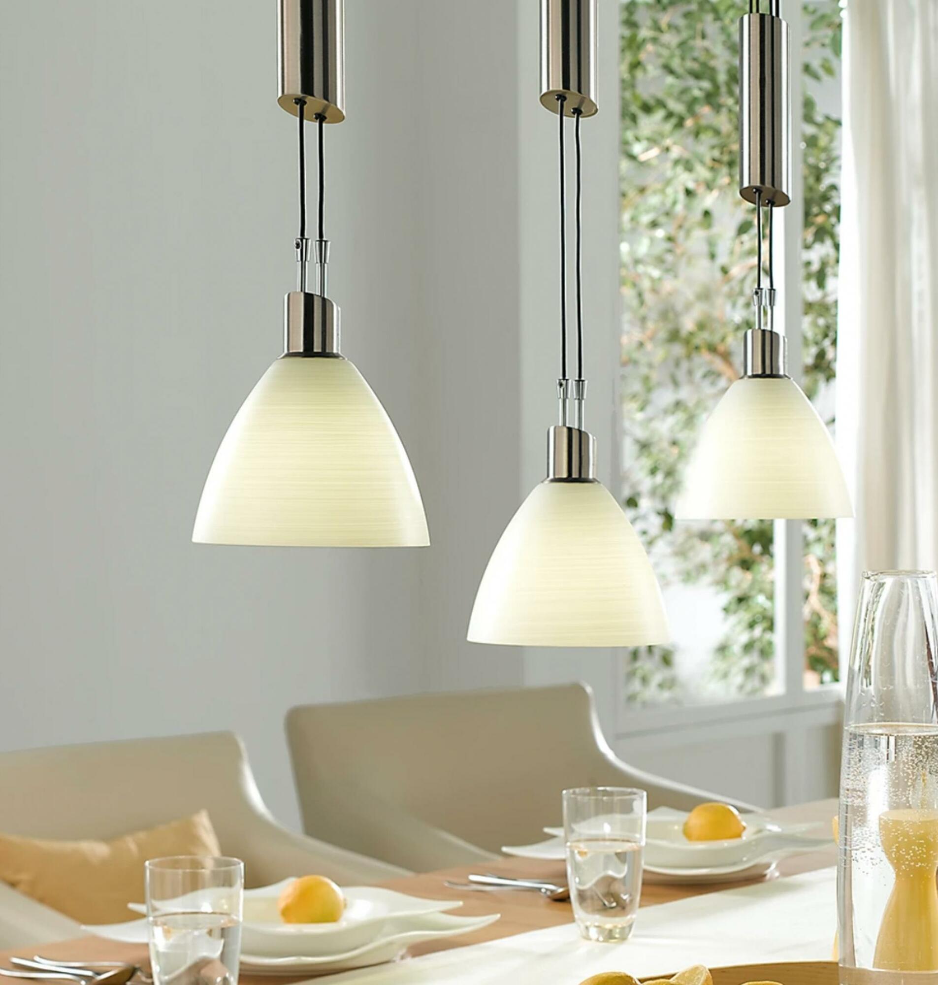 3-flammige LED-Pendelleuchte 2