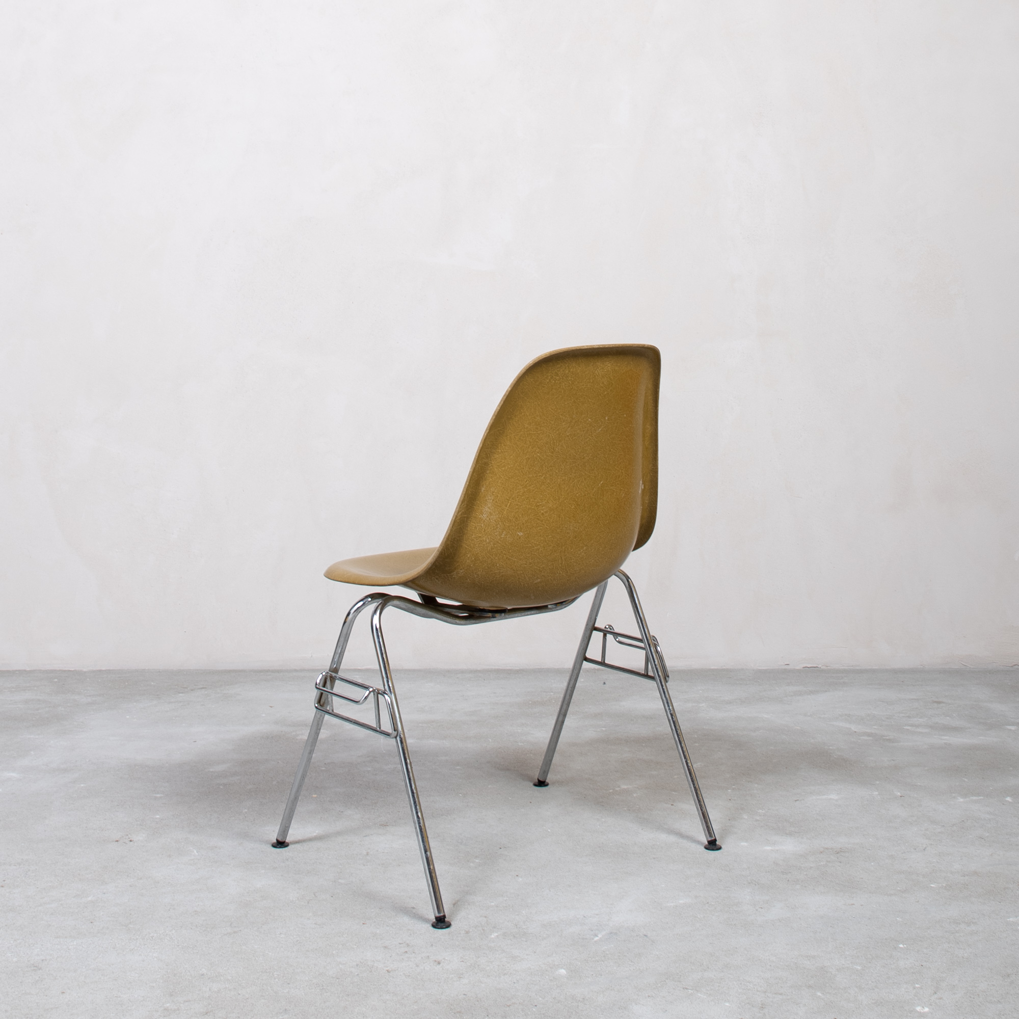 Eames Fiberglass Side Chair by Herman Miller Khaki 3