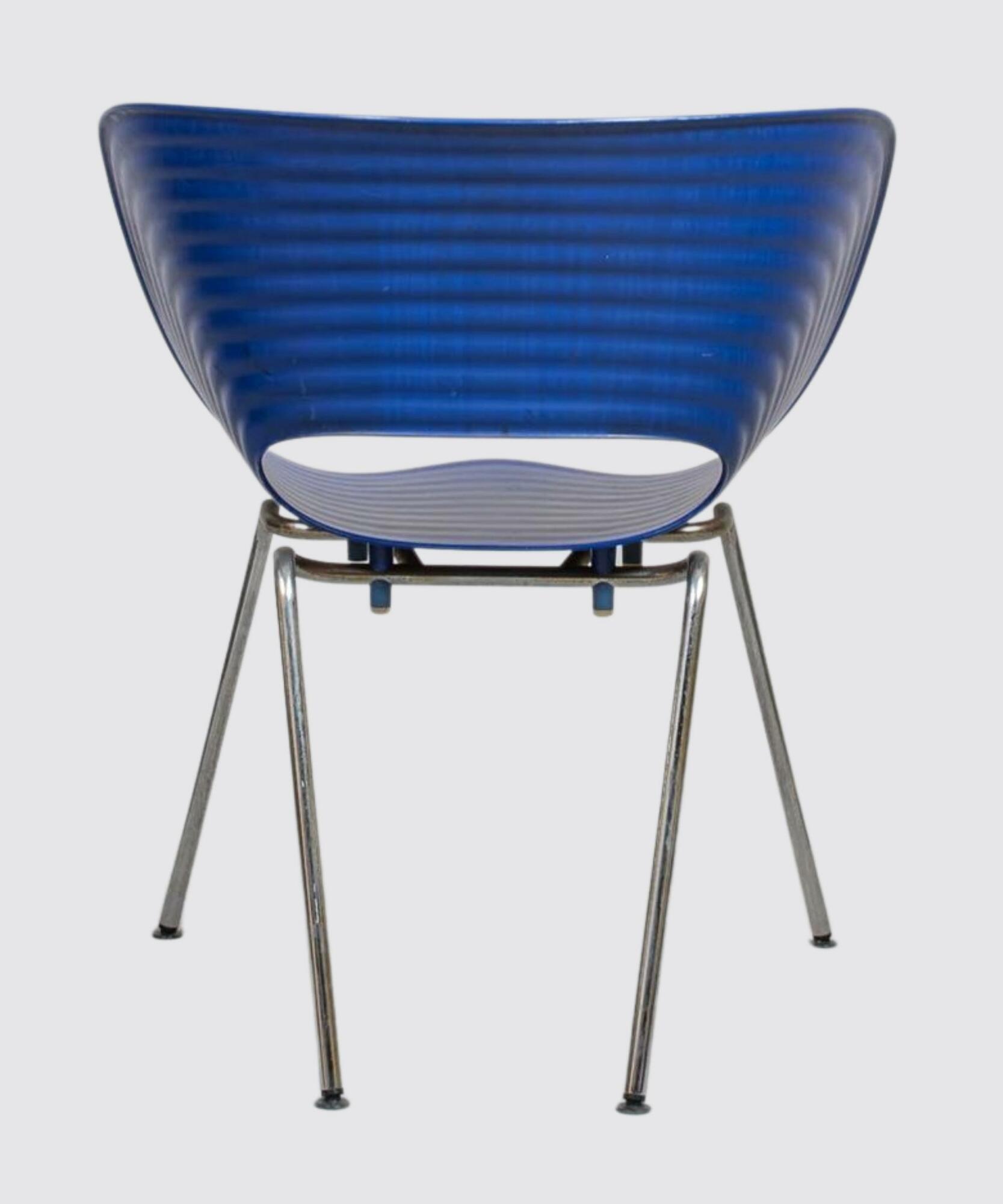 Vitra Tom Vac Stuhl Blau 3