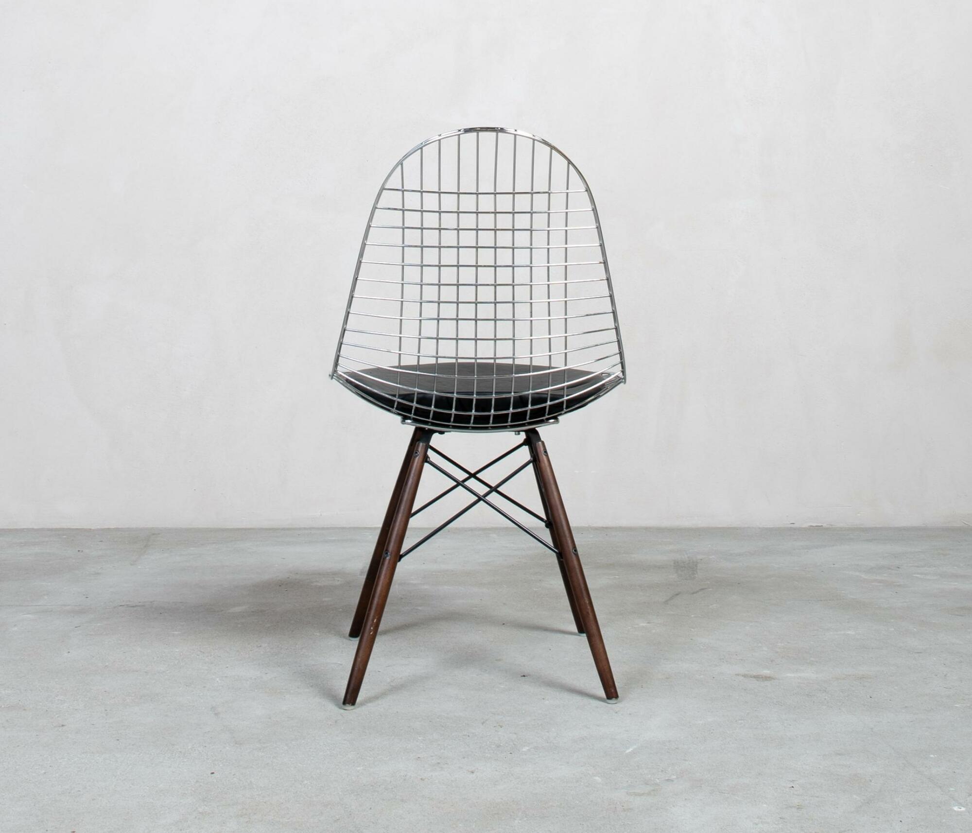 Vitra Eames Wire Chair DKW mit Sitzpolster Metall 1