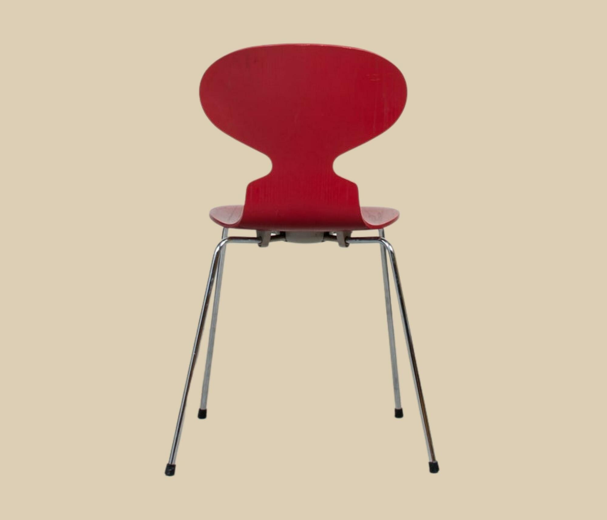 Fritz Hansen Stuhl Ameise Rot 4