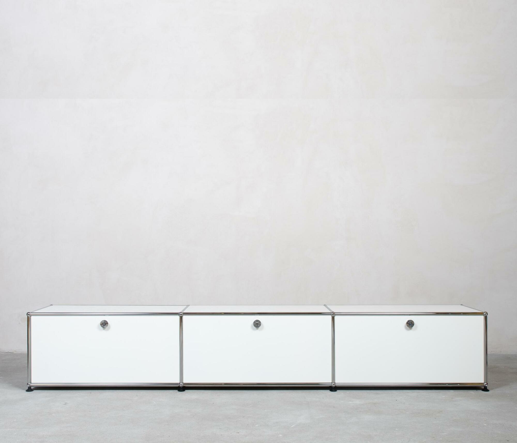 USM Haller Lowboard 3x1 Fächer Reinweiß 0