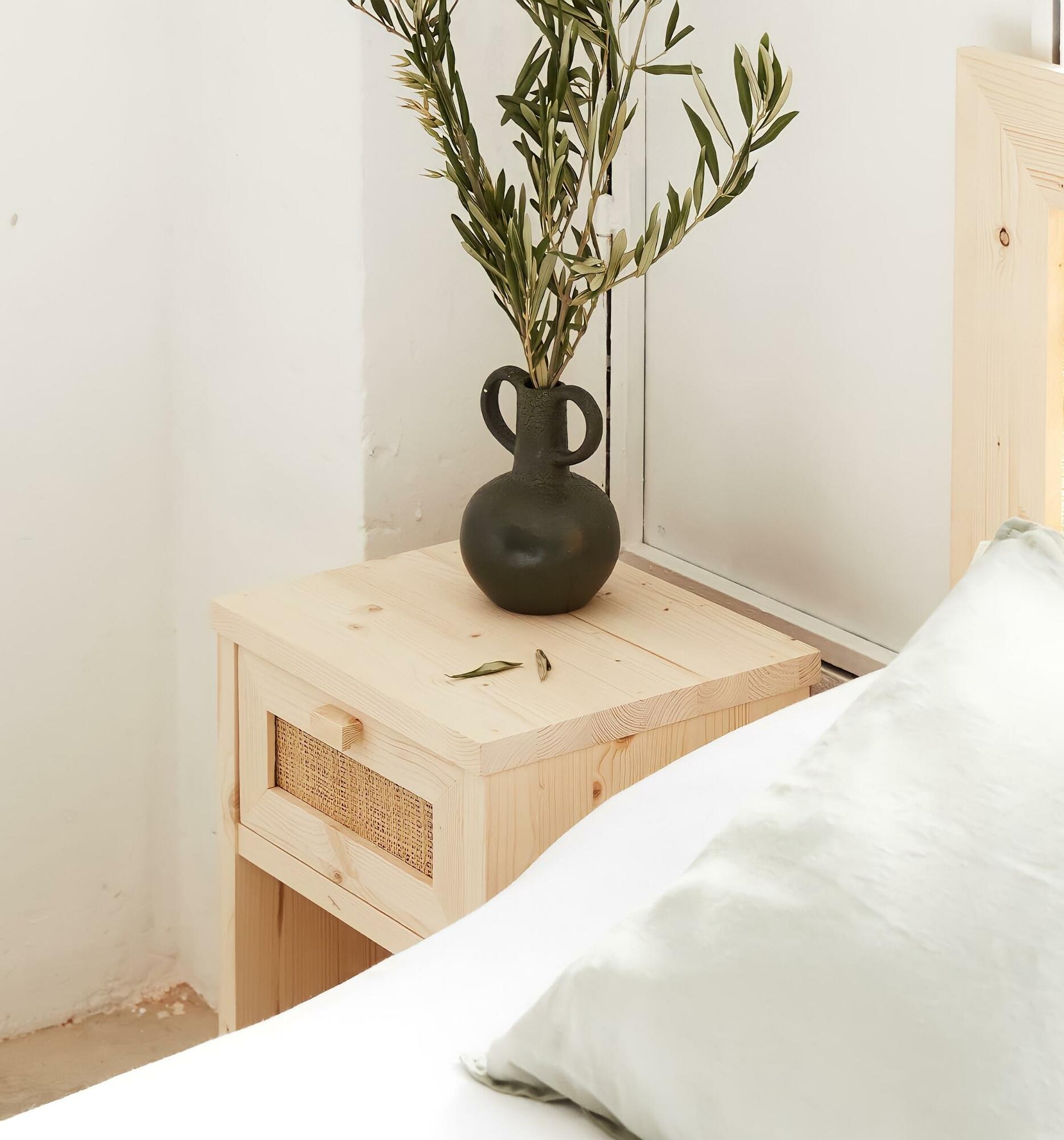 Nachttisch Schublade aus Geflecht in unbehandelter Holzoptik 3