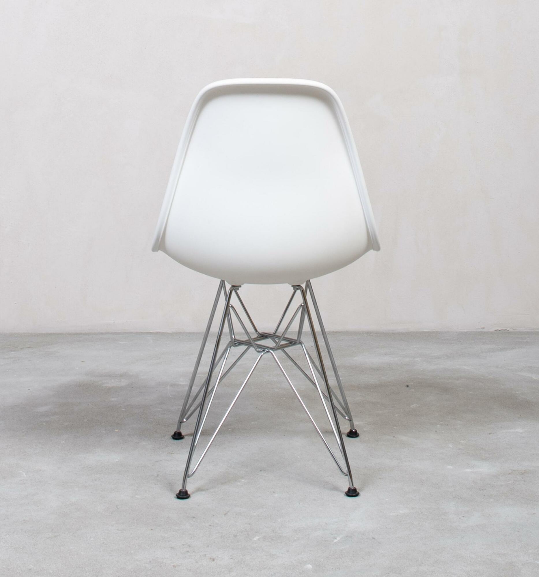 Vitra Eames Upholstered Chair DSW  4
