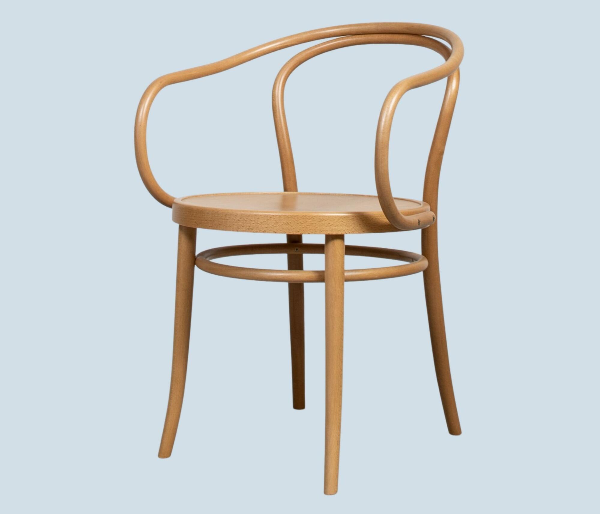 Ton 30 Stuhl aus hellem Holz 0