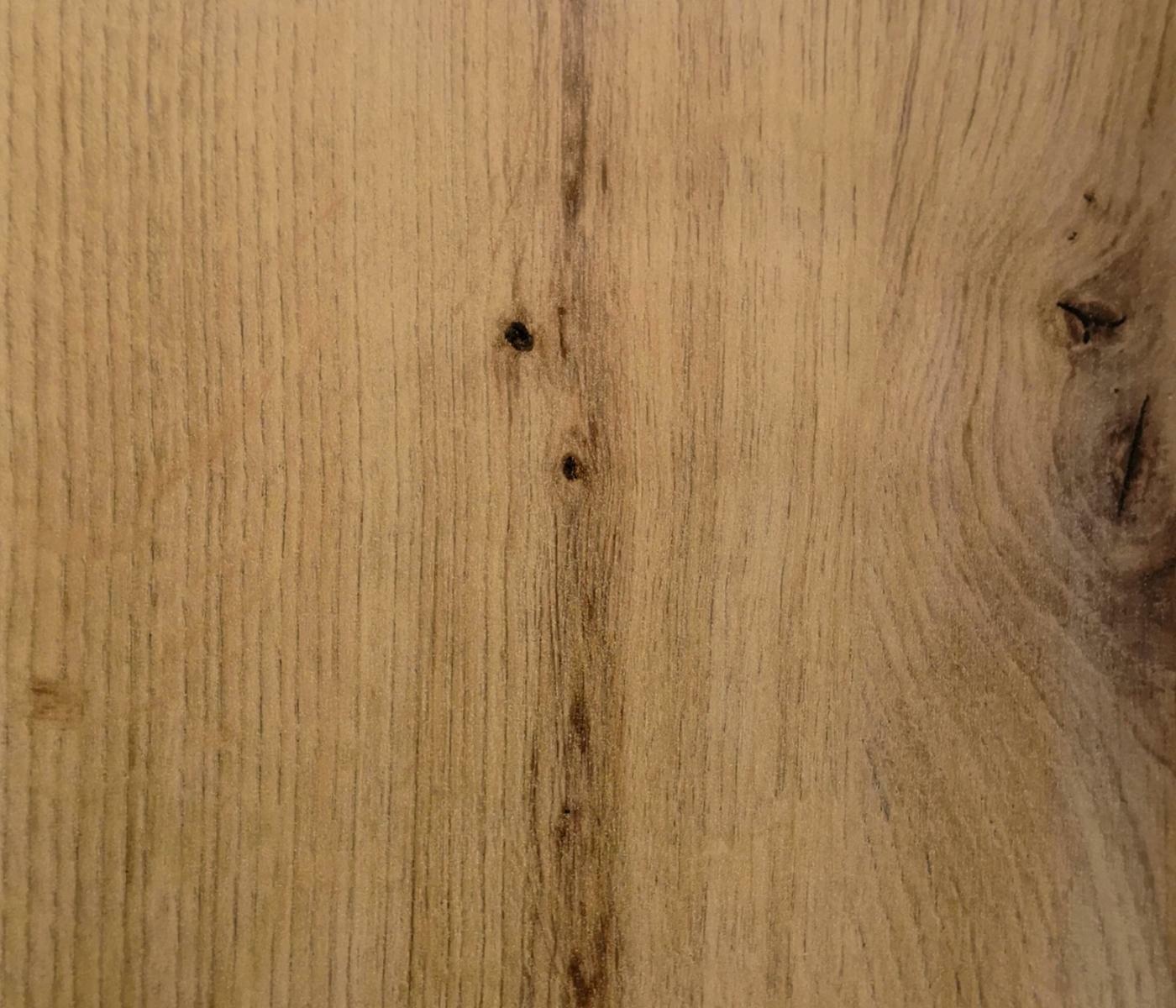 Moderner Couchtisch aus Eiche  2