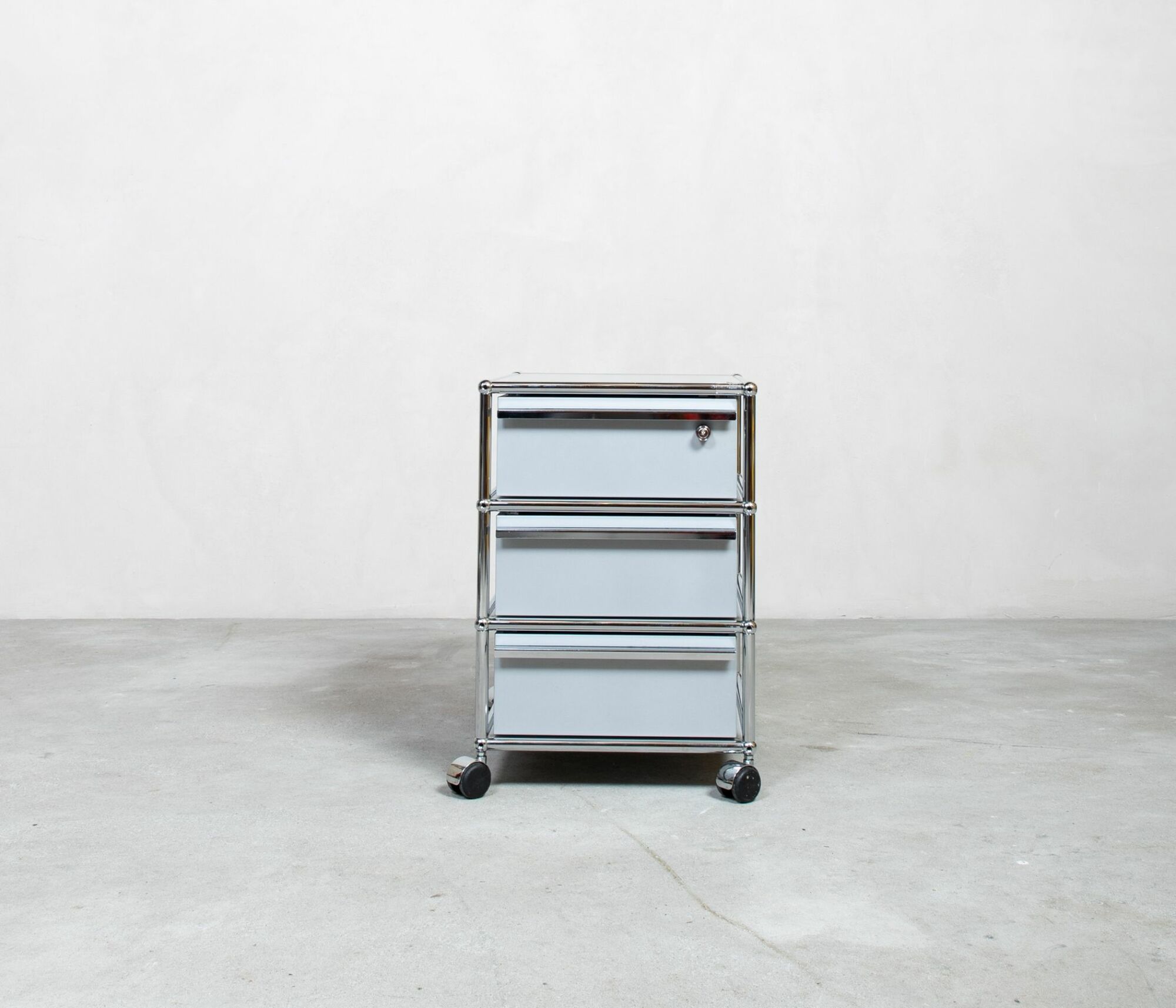 USM Haller Rollcontainer in Mattsilber 1