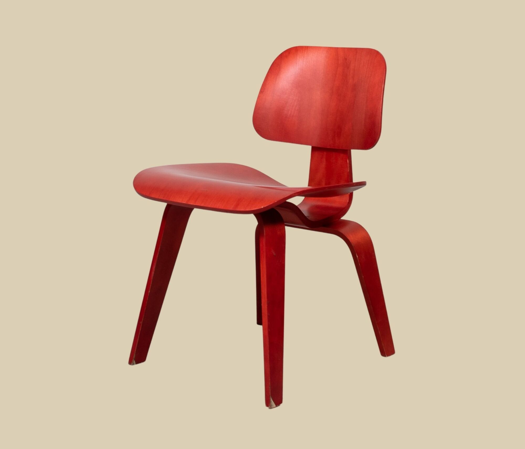 Eames DCW Chair Rot 0