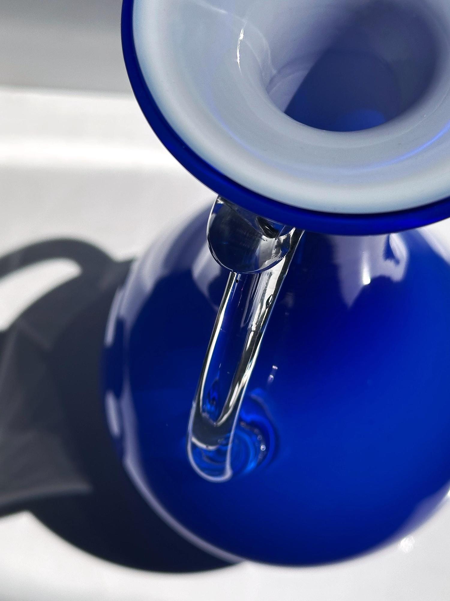 Vintage vaso da fiori vetro opalino blu cobalto anni '80 4