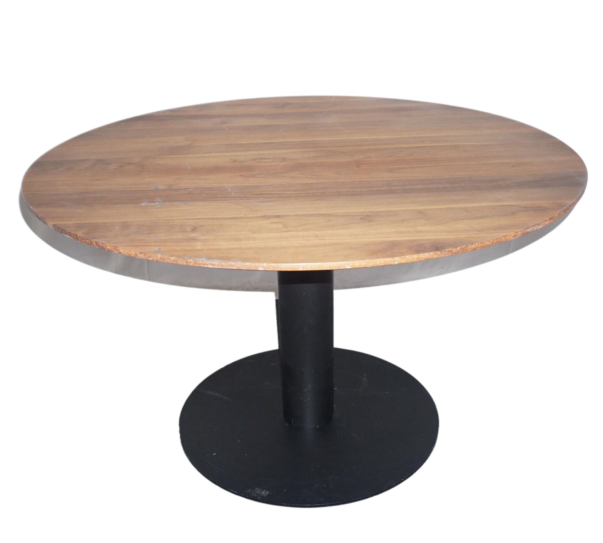 In Between SK11/12 Dining table Walnut 1