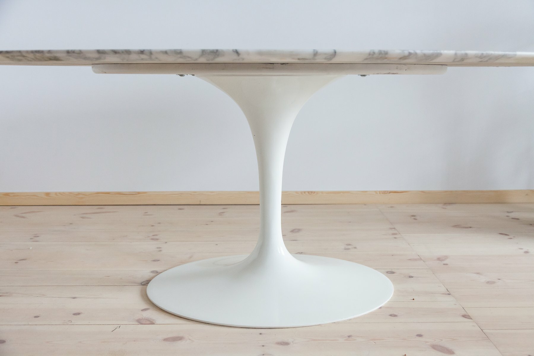 Vintage Eero Saarinen Tulip Esstisch Marmor Weiß 2