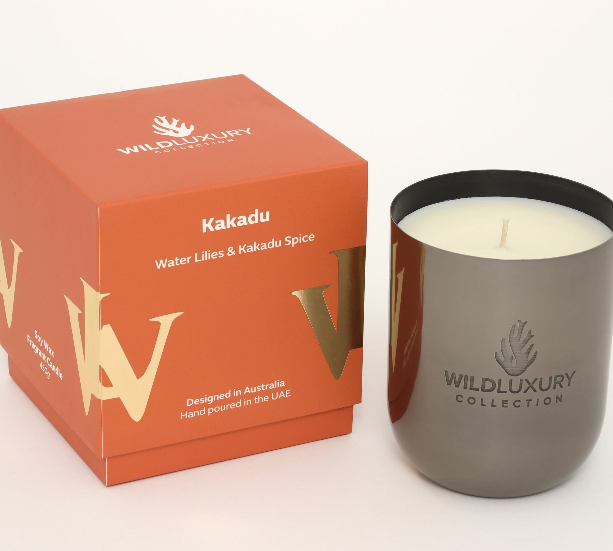 Handgegossene Sojawachs Duftkerze Water Lilies & Spice 450gr 0