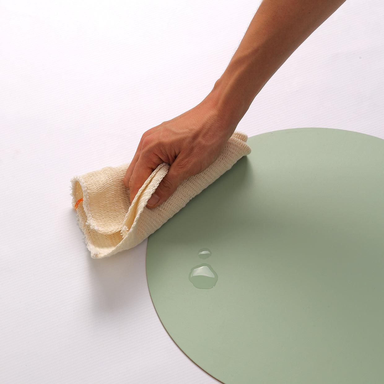 Placemat Round 100% Recycled Leather Mint 3