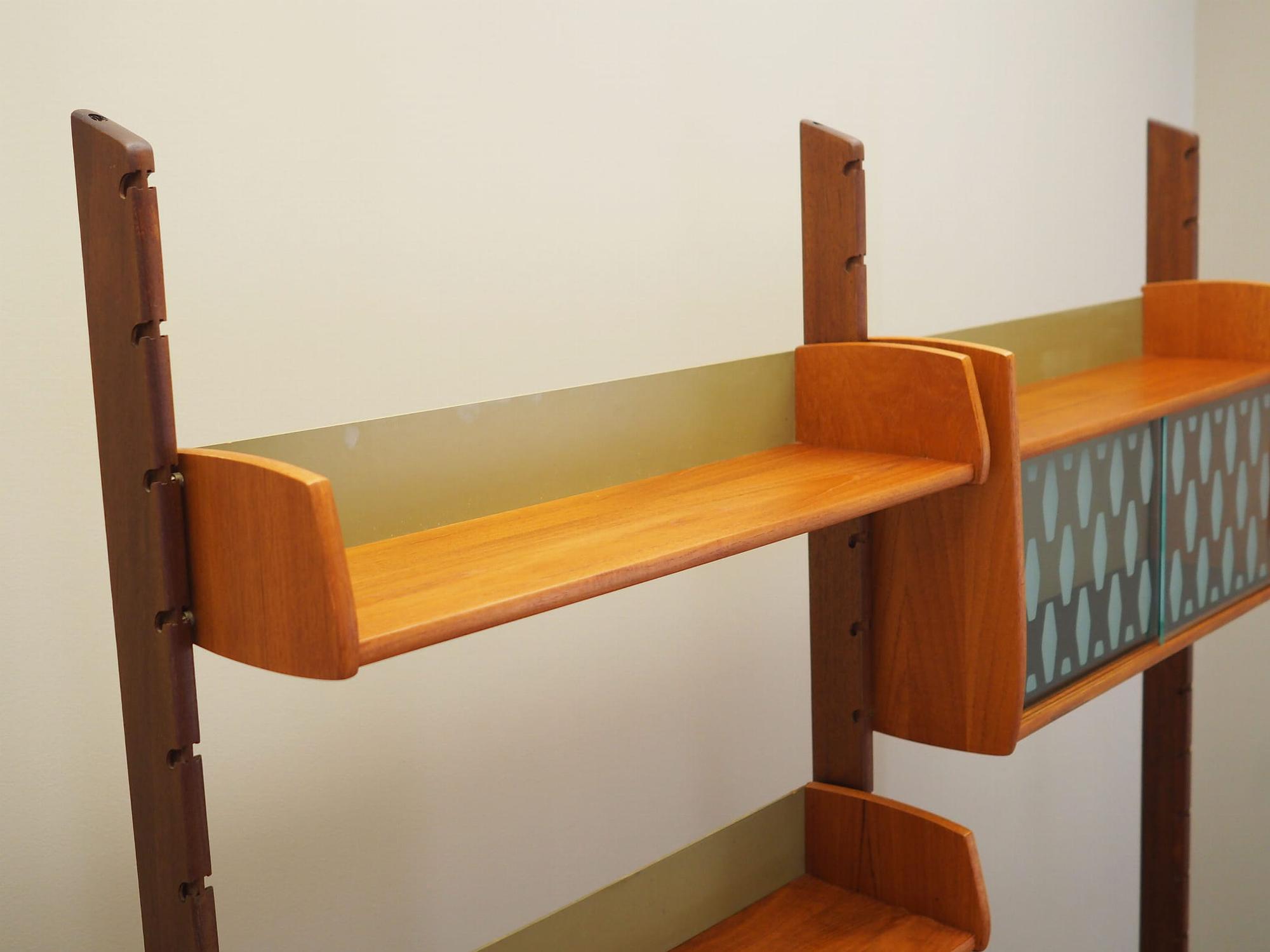 Ergo Regal-System Teakholz 1960er Jahre

--->

Ergo Shelving System Teak 1960s 6