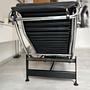 LC4 Chaiselongue Liege Leder 5
