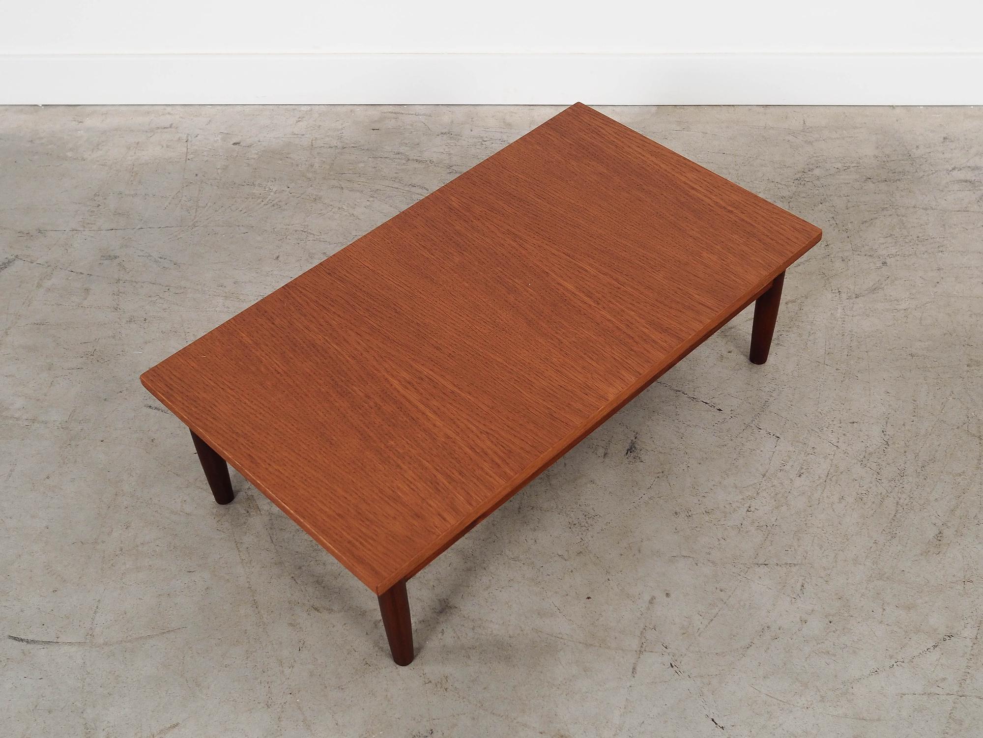 Couchtisch aus Eiche Optik 1970er Jahre  5