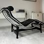 LC4 Chaiselongue Liege Leder 9