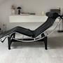 LC4 Chaiselongue Liege Leder 6