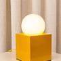 Bob 14 Tischleuchte Gelb mit USB-C Ladestation 5
