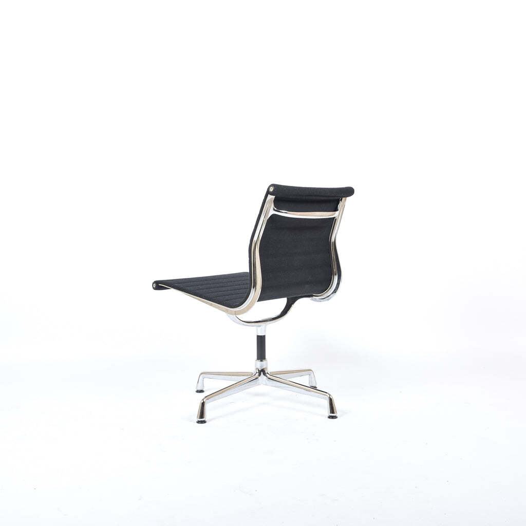 Eames EA 105 Stuhl Stoff Schwarz  6