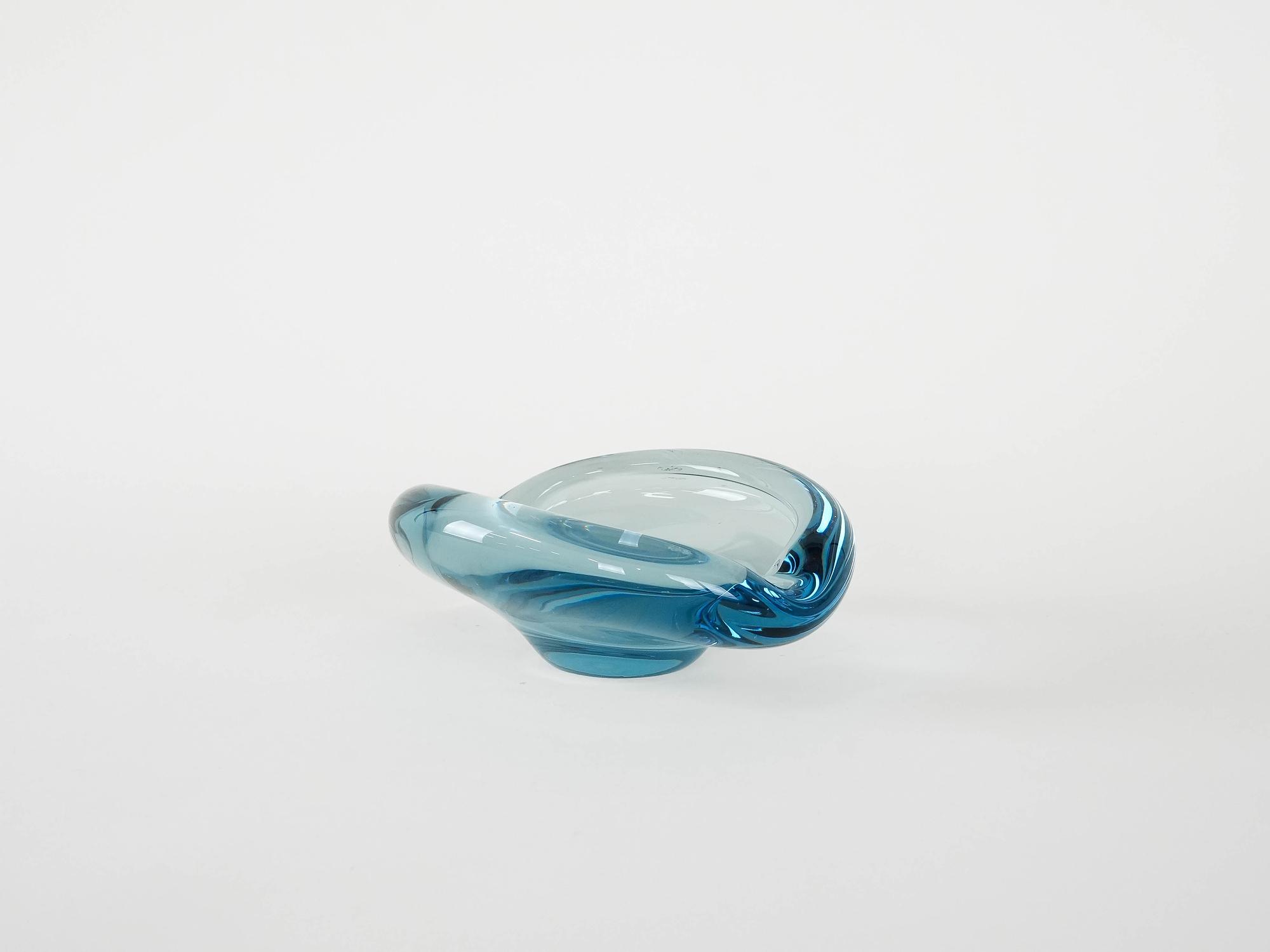 Glass bowl Blue 1960s 3