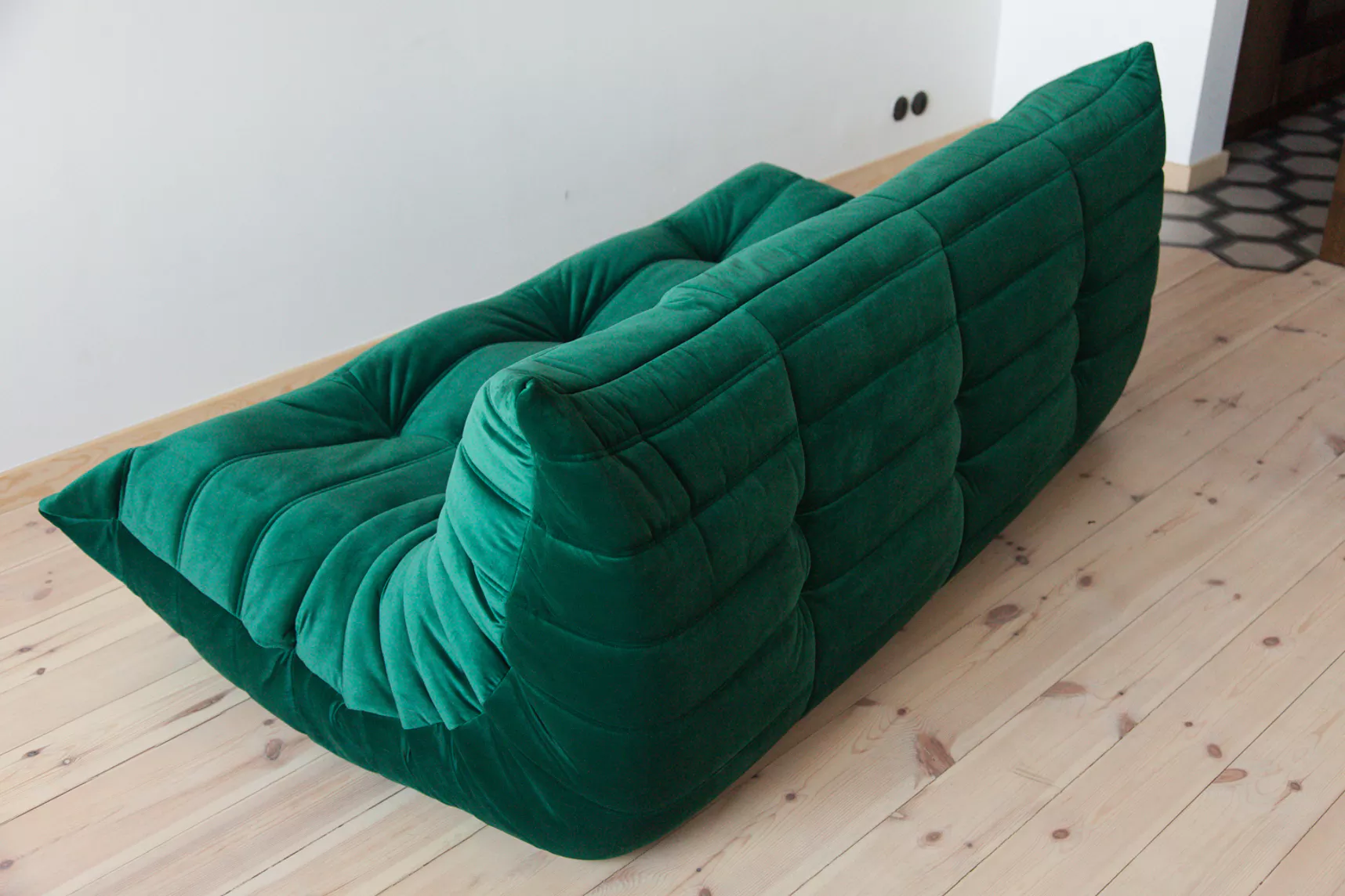 Togo Sofa 3-seater Emerald Green Velvet 4
