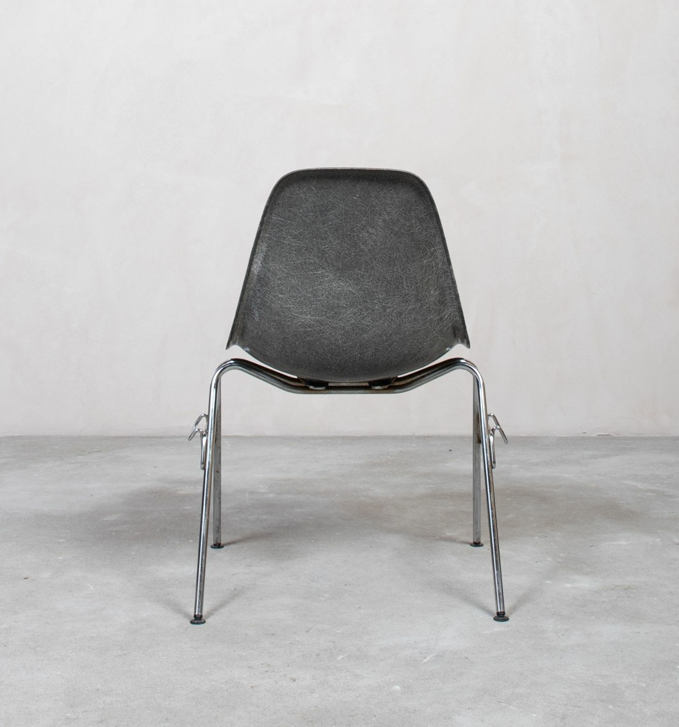 Eames Fiberglass Side Chair by Herman Miller Elephant Grey 4