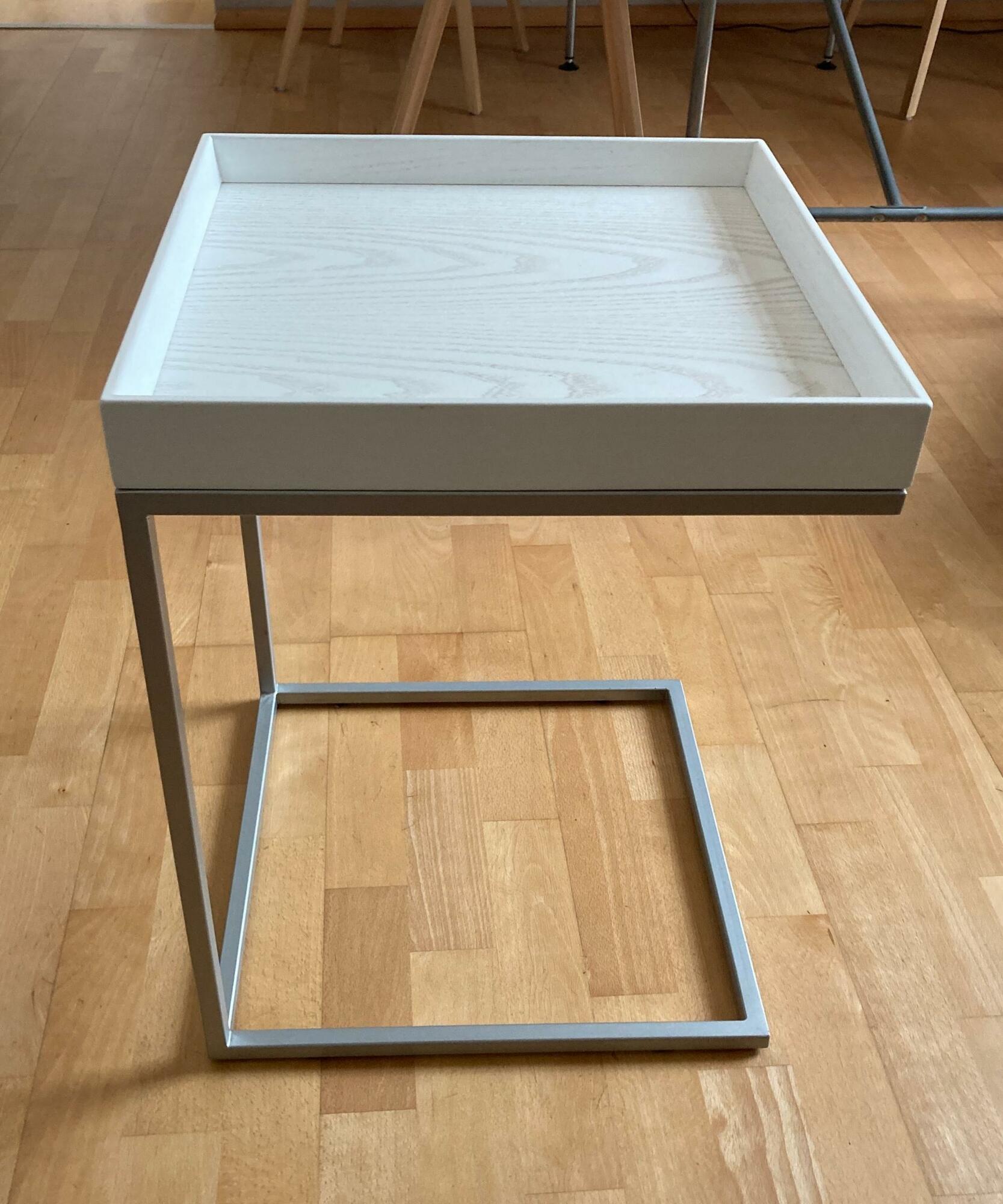 Beistelltisch Pizzo 40 aus Edellstahl und Holz Weiß 1