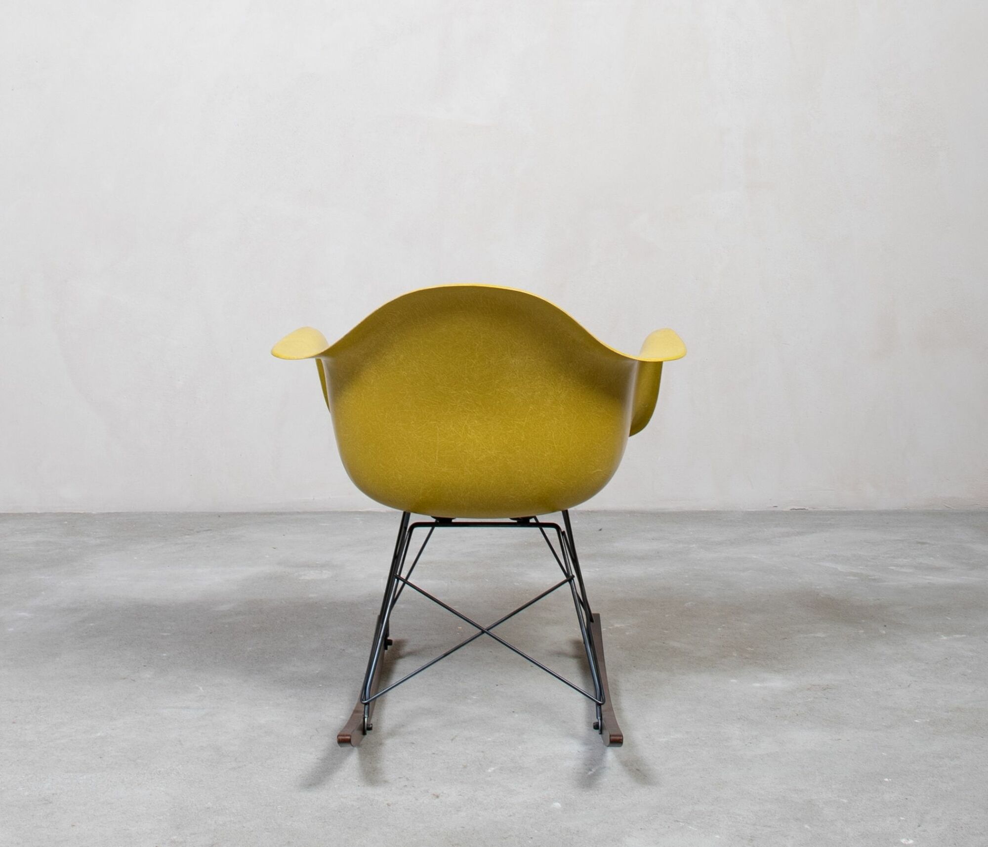 Vitra Eames Fiberglass Armchair Schaukelstuhl RAR 4