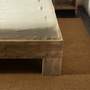 Rustikales Bett aus recyceltem Fichtenholz 2