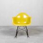 Vitra Eames Fiberglass Armchair Schaukelstuhl RAR 1