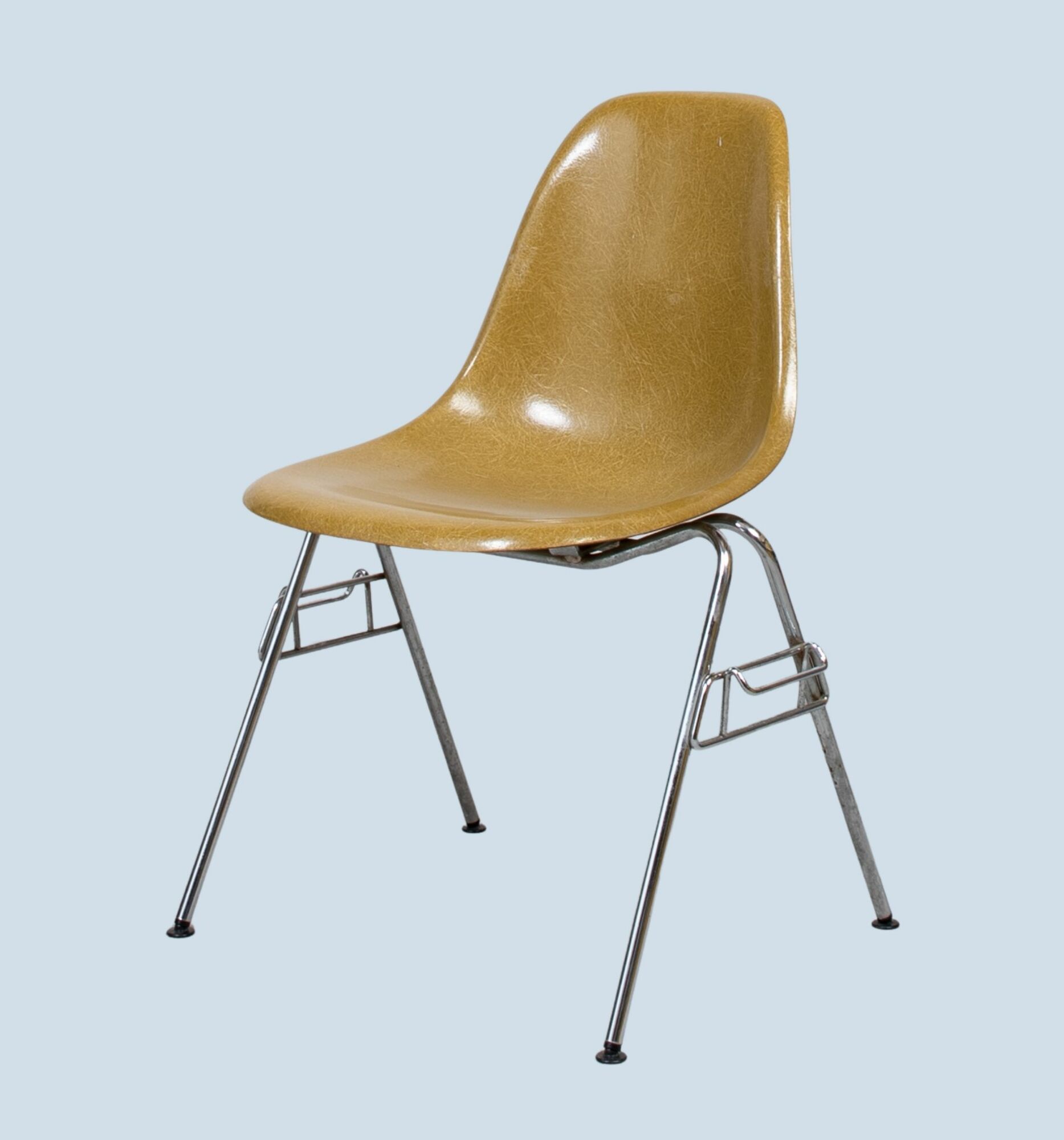 Eames Fiberglass Side Chair by Herman Miller Khaki 0