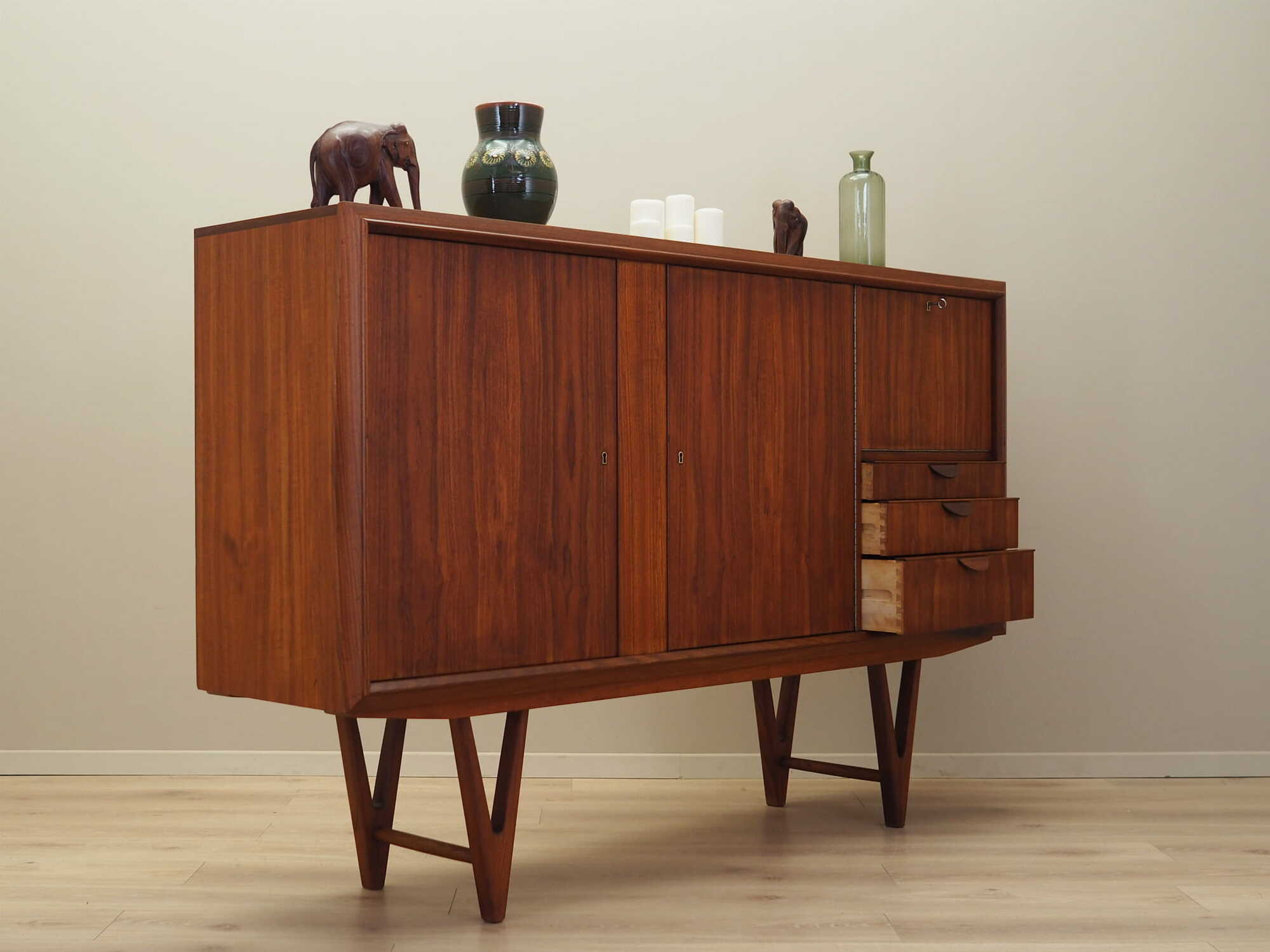 Vintage Highboard Teakholz Braun 1960er Jahre 6