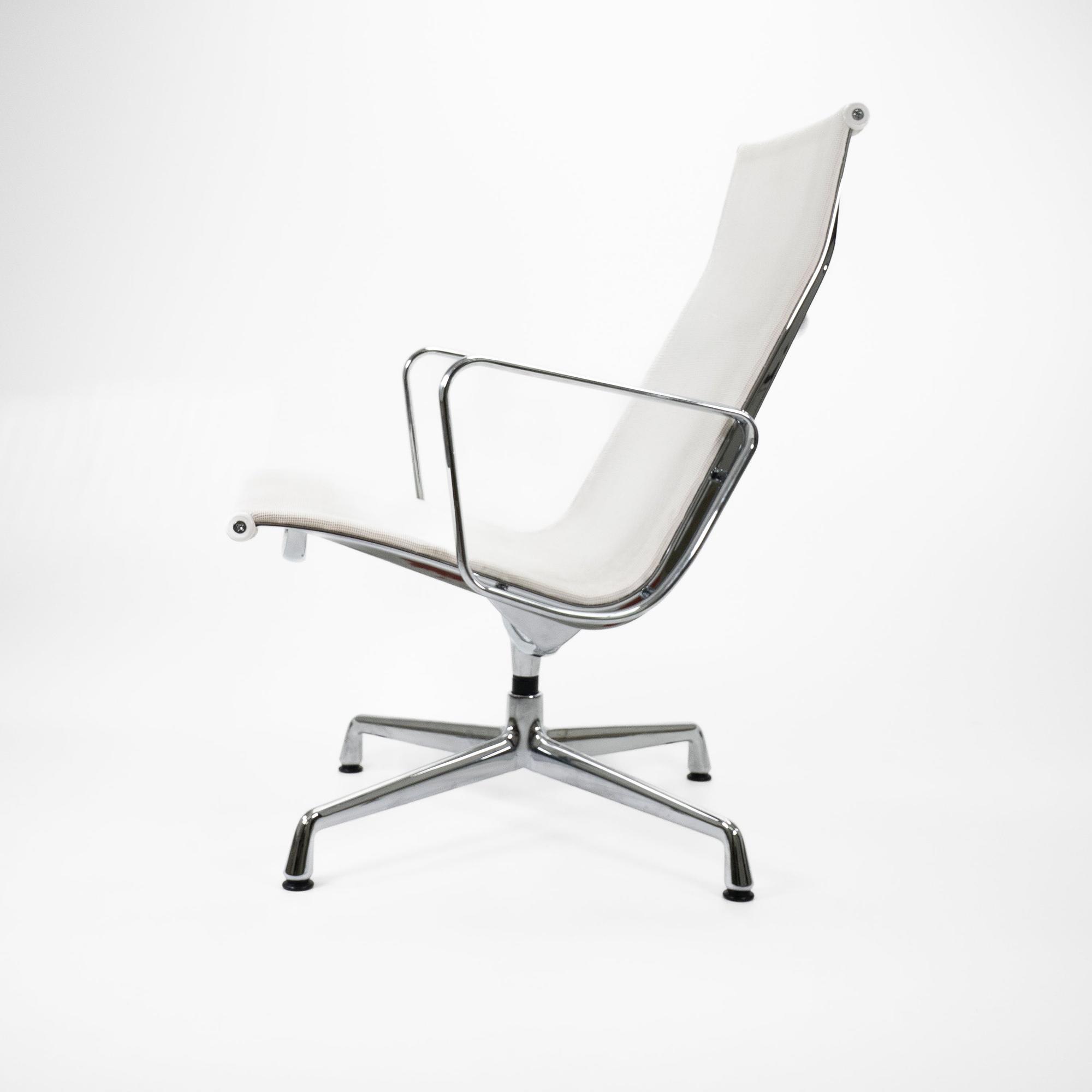 EA116 Office chair Chrome Mesh White 0