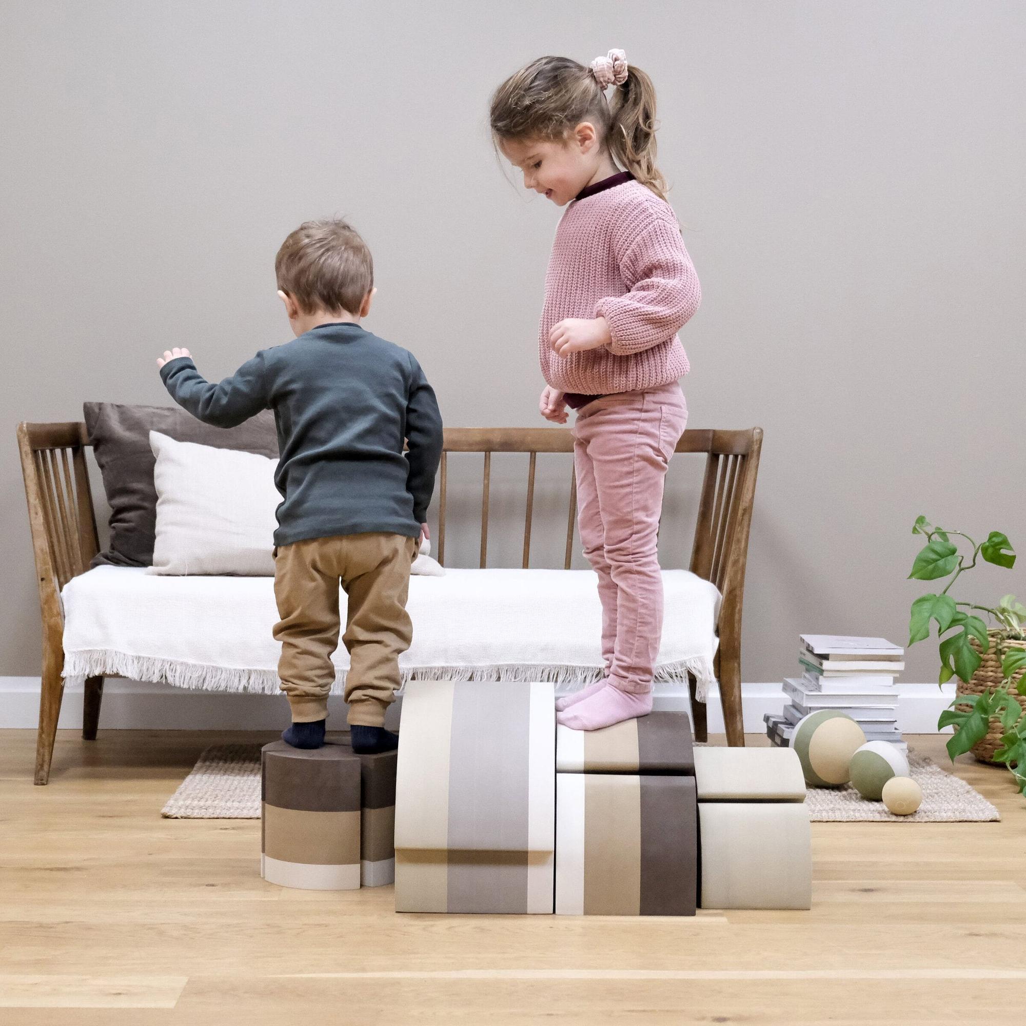 Elephant Medium stool Sand grey 4