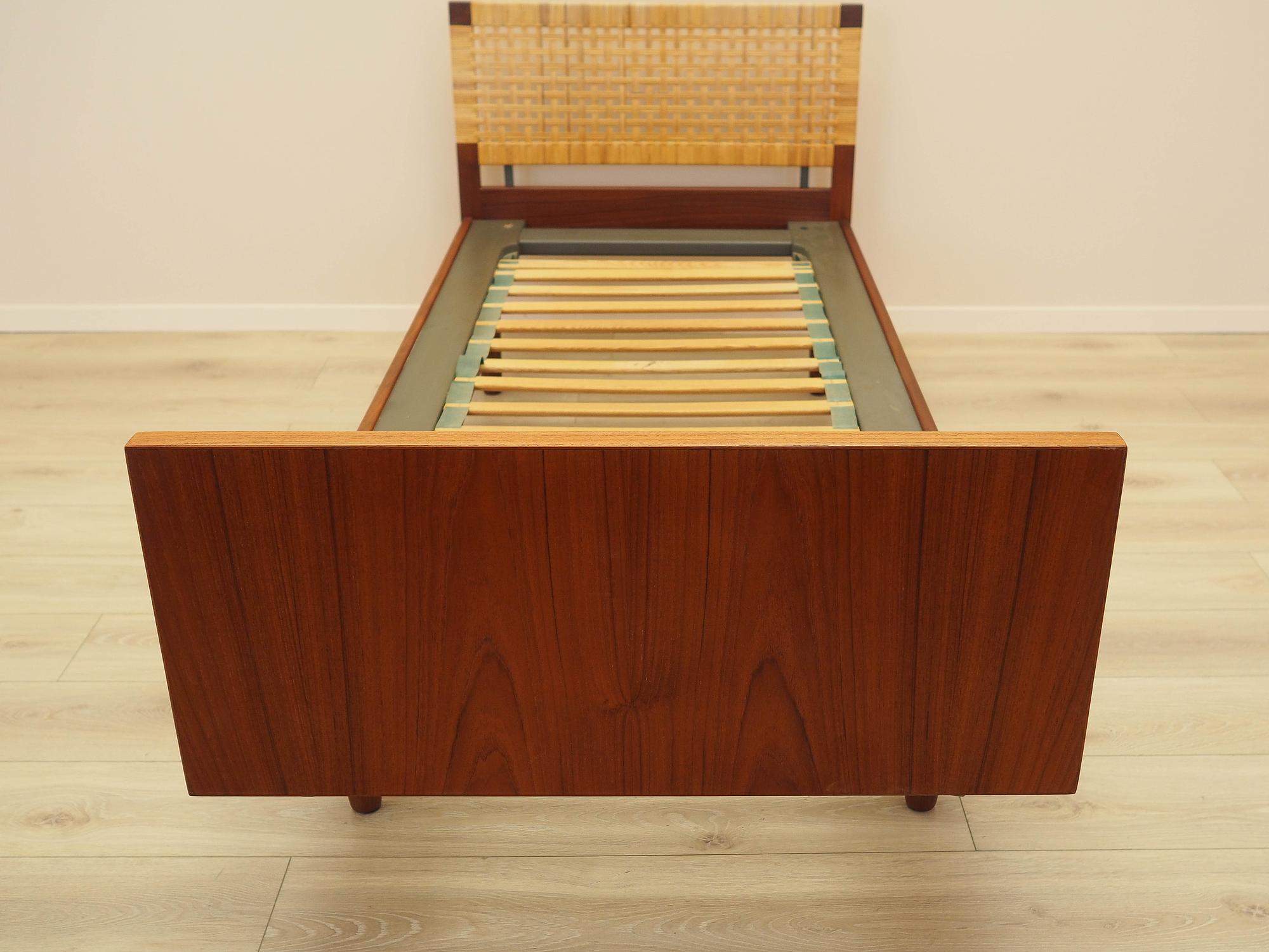 Teak bed 1960s 3