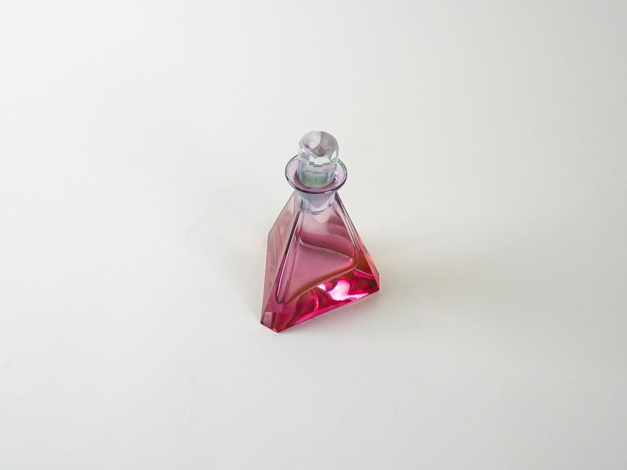 Triangular glass carafe Red 1970s 4