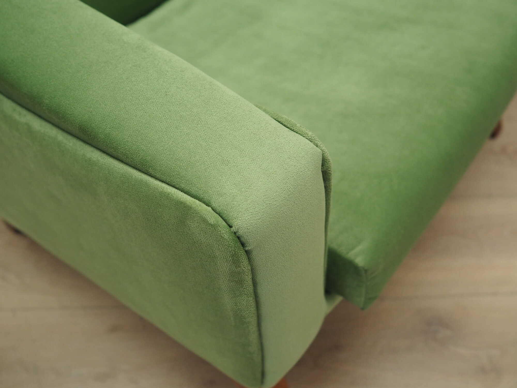 Vintage armchair velvet wood green 1970s 9
