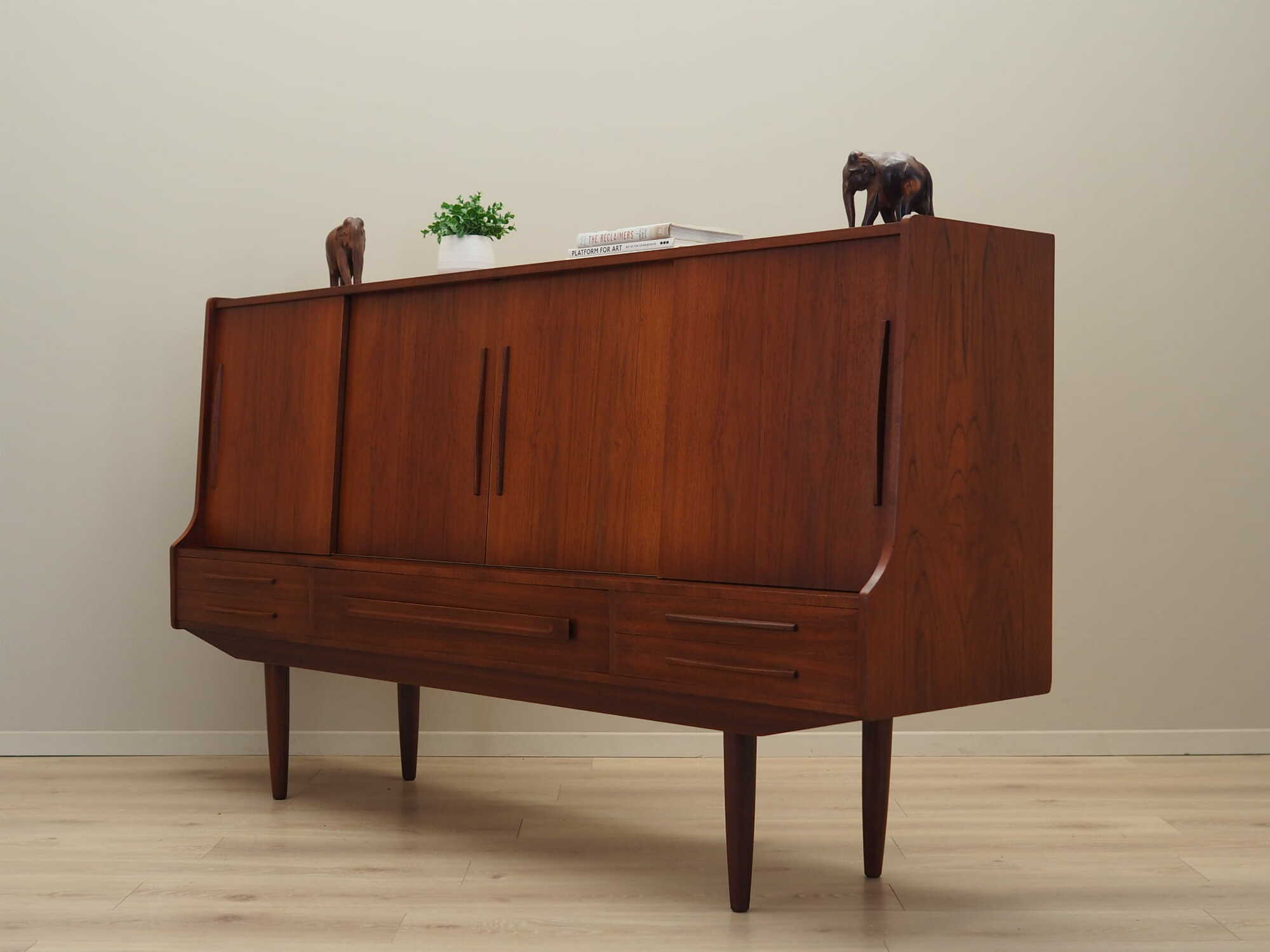 Vintage Highboard Teakholz Braun 1960er Jahre 3