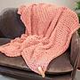 Juna Chunky Knit Decke Grobstrick Textil Rosa 1