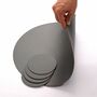 Rundes Tischset Ruca 100% Recyceltes Leder Grau 6