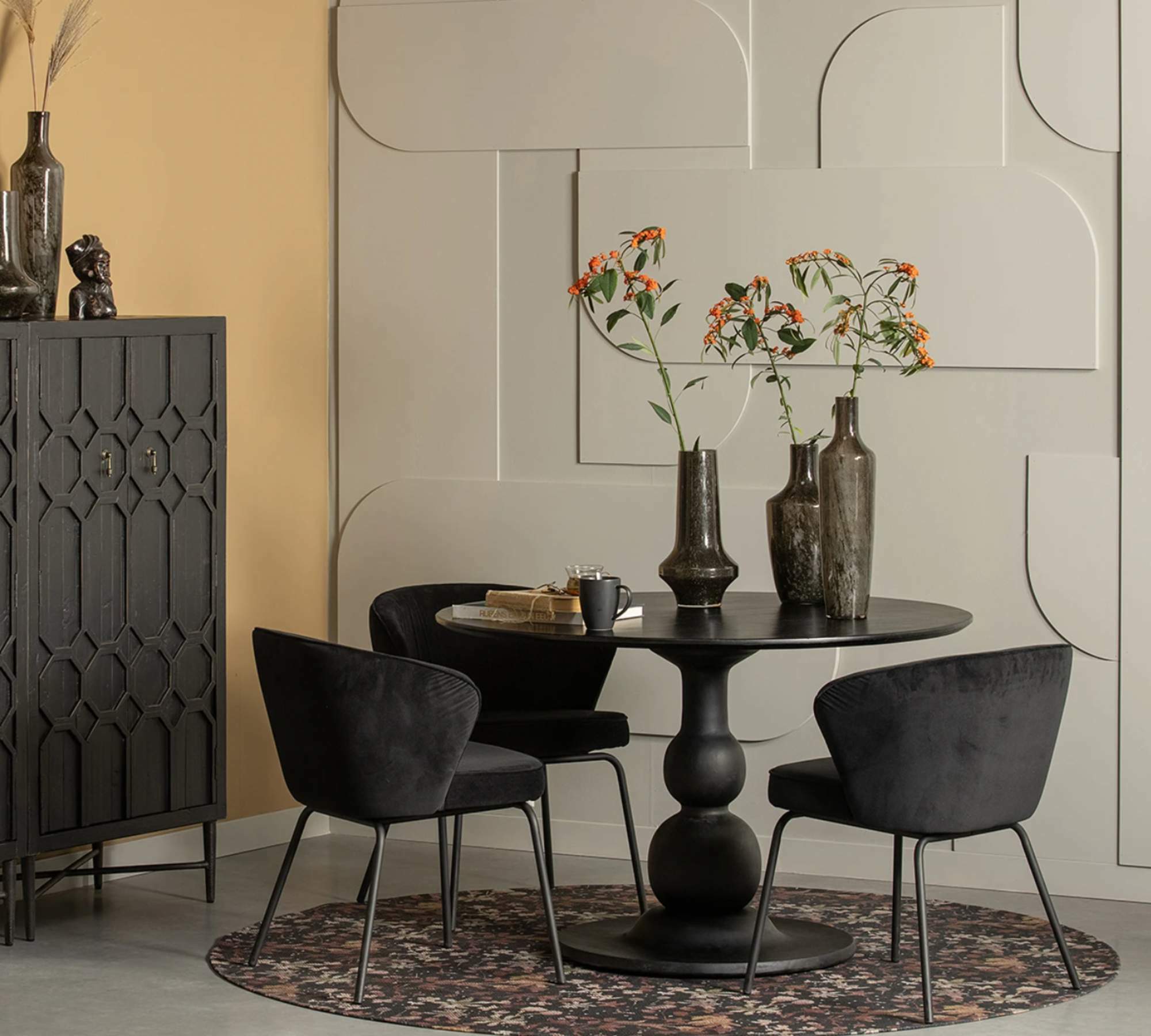 2x Polsterstuhl Metall Samt Schwarz 4