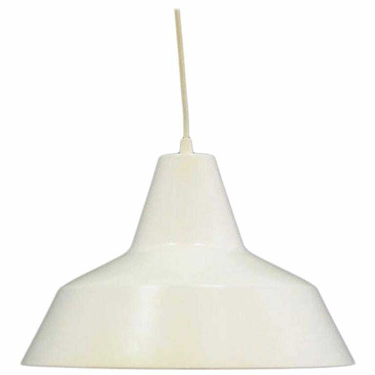 Vintage Pendelleuchte Metall Weiß 1970er Jahre  0