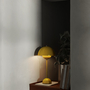 FlowerPot VP3 Tischleuchte Gelb 2