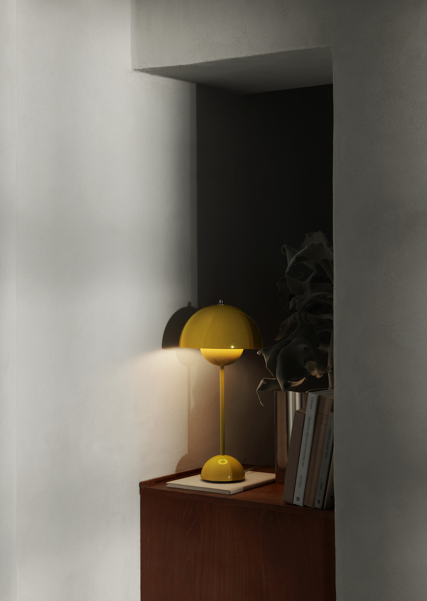 FlowerPot VP3 Tischleuchte Gelb 2