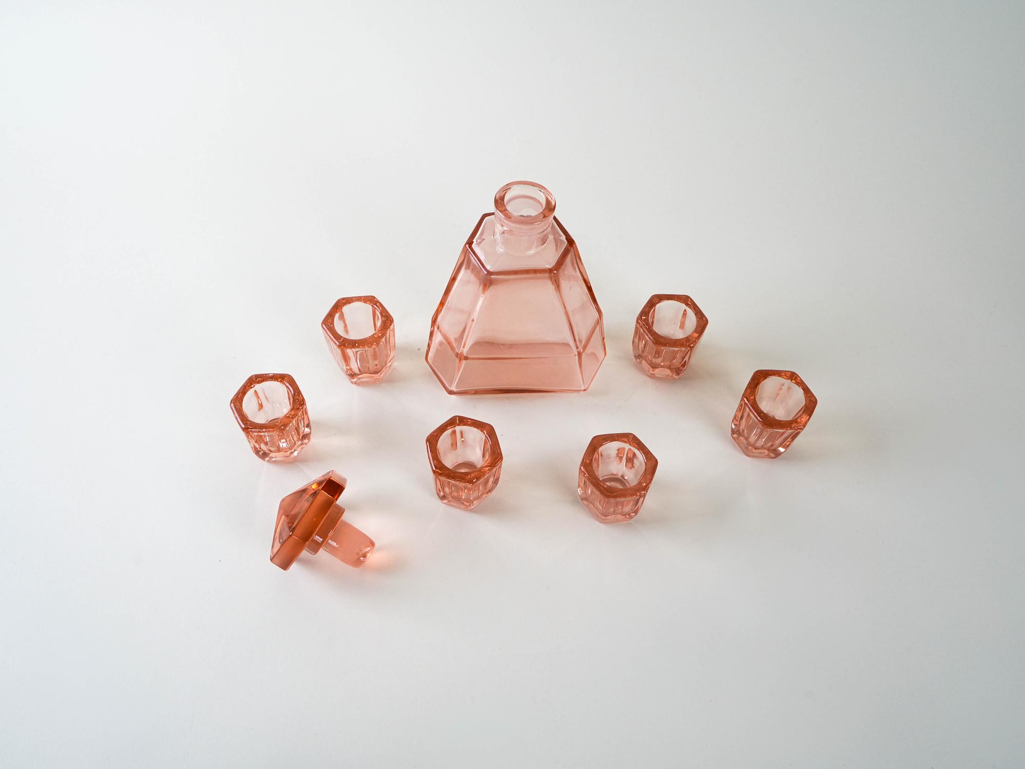 Alkohol-Service-Set Glas Rosa 1960er Jahre 5