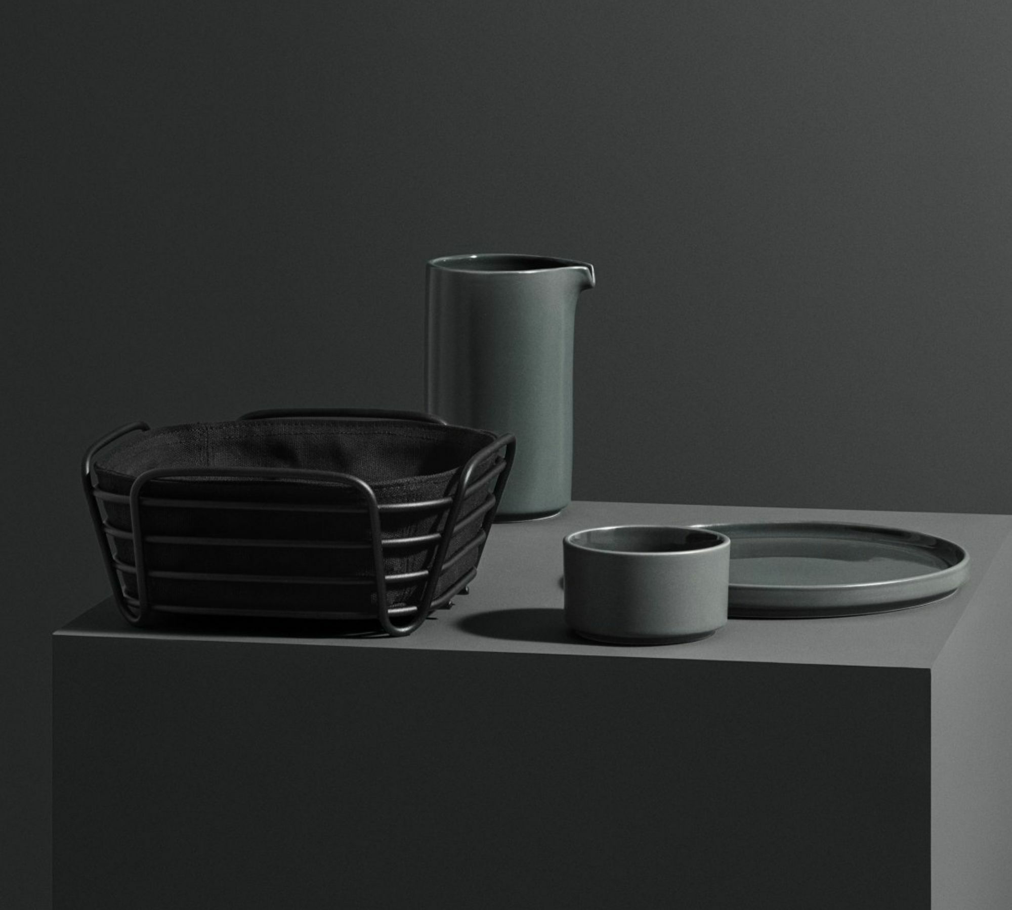 Delara Brotkorb M Black 1