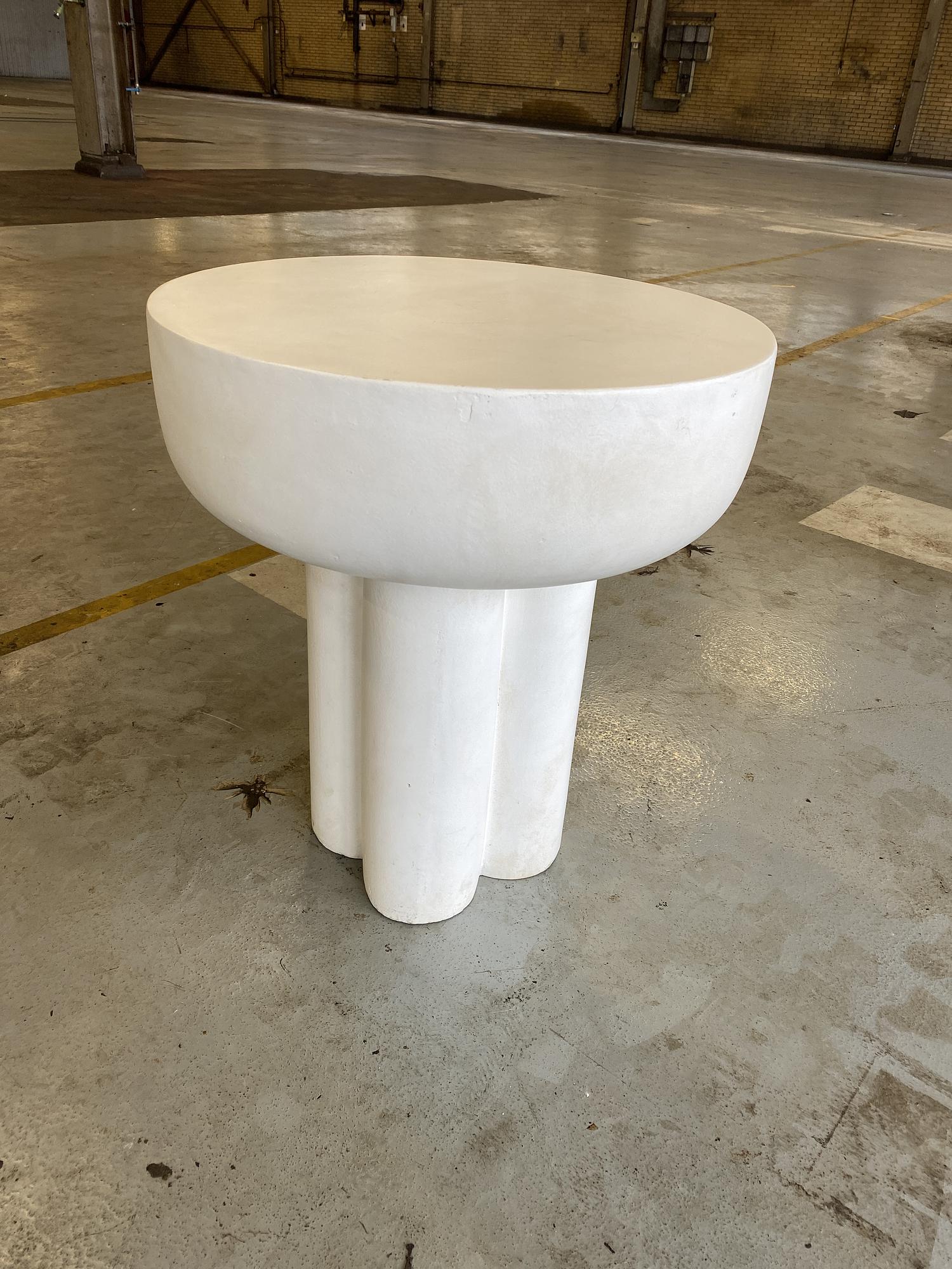 Crown-Table Fiber-Concrete Bone White 4