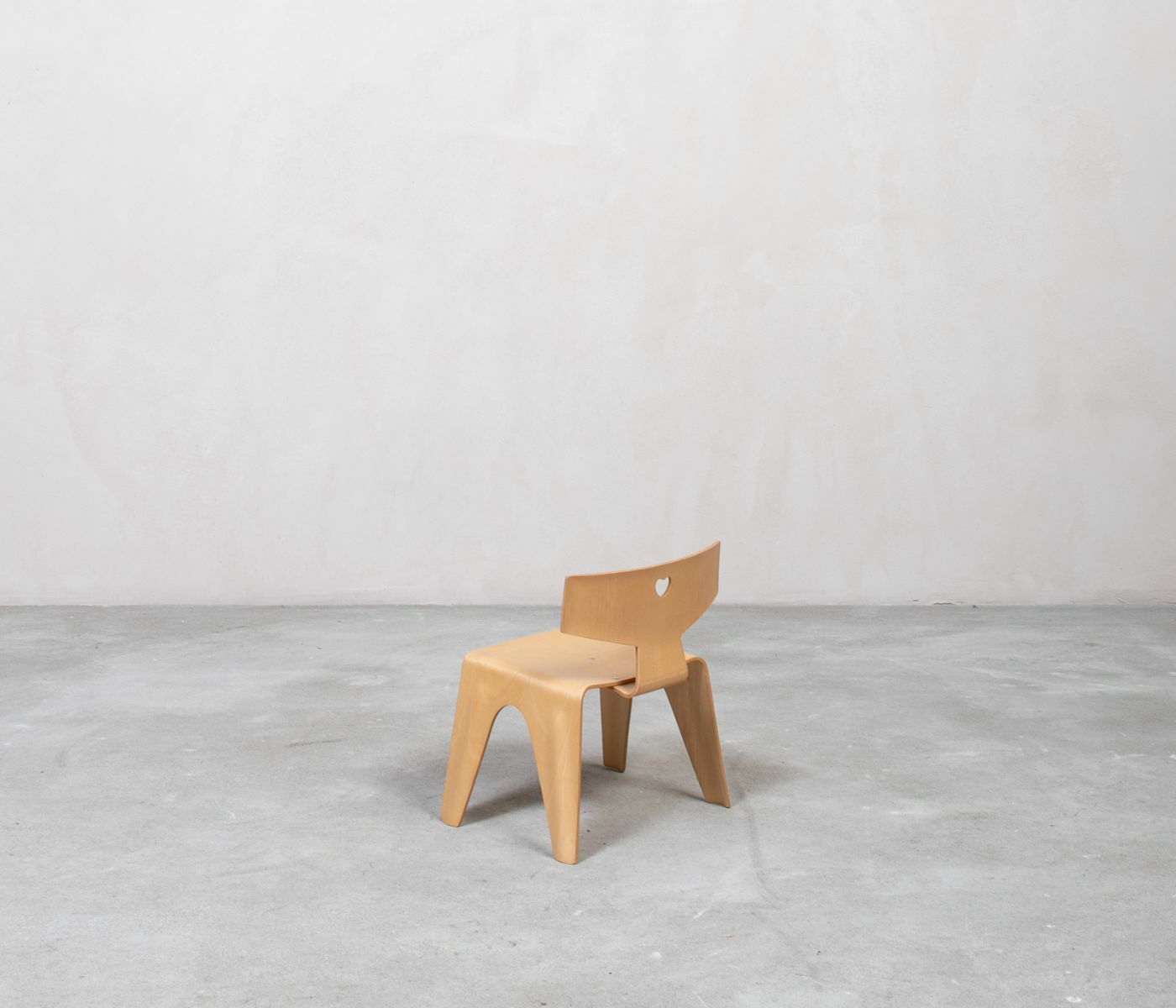 Vitra Eames Children’s Chair helles Holz 3