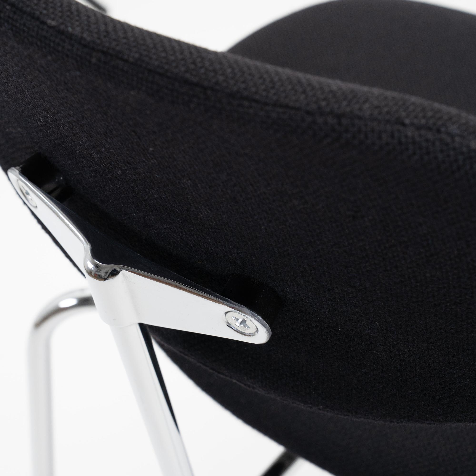 SE68 Chair Black by Wilde&Spieth 8